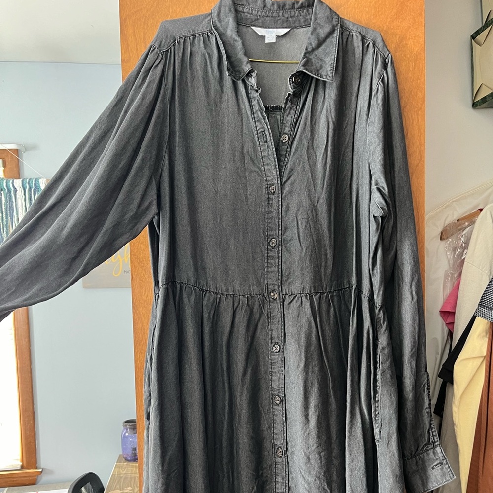 Black long sleeve dress